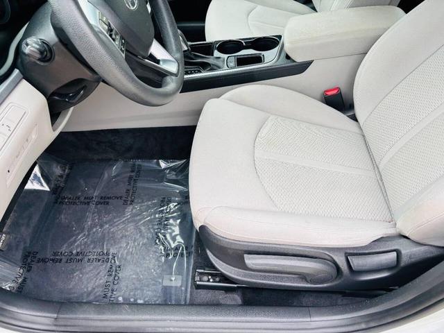 Photo of 2018 Symphony Silver Hyundai SONATA