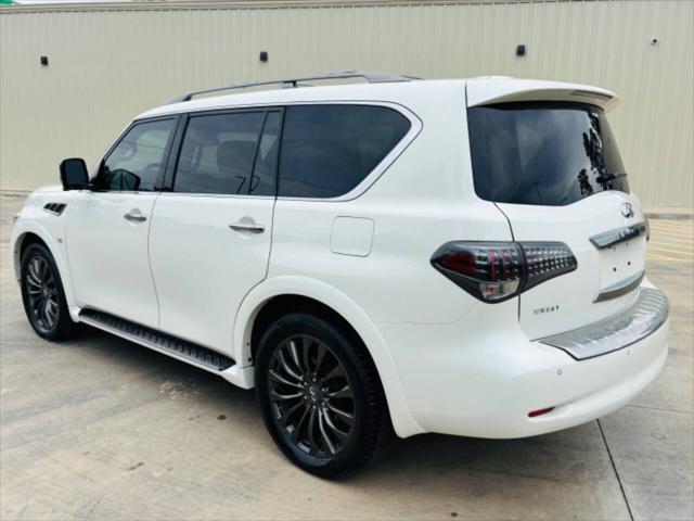 Photo of 2016 Majestic White INFINITI QX80