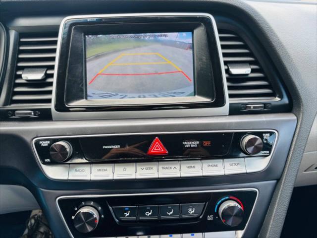 Photo of 2019 Quartz White Pearl Hyundai SONATA