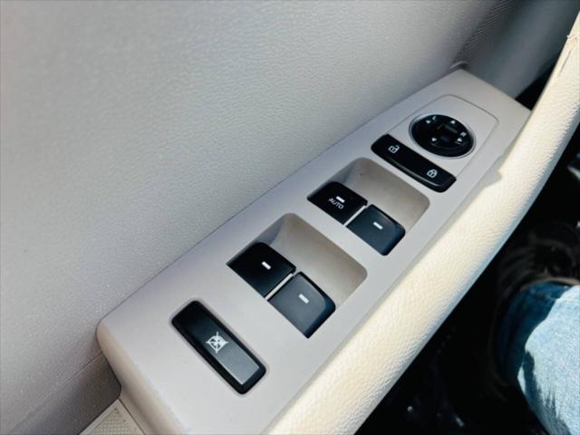 Photo of 2019 Quartz White Pearl Hyundai SONATA