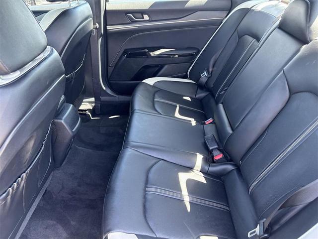 Photo of 2025 Aurora Black Pearl Kia K5