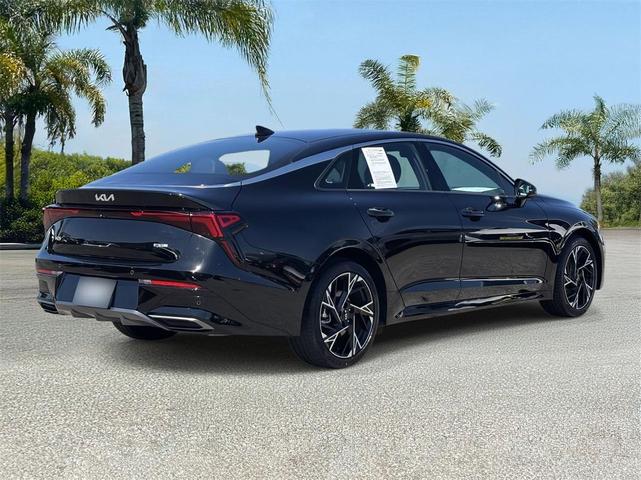 Photo of 2025 Aurora Black Pearl Kia K5