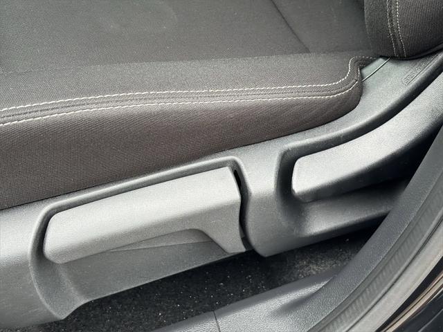 Photo of 2024 Super Black Nissan Rogue