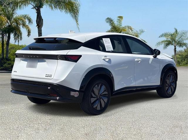 Photo of 2023 Everest White Pearl Tricoat Nissan ARIYA