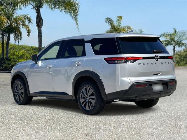 Photo of 2022 Brilliant Silver Metallic Nissan Pathfinder