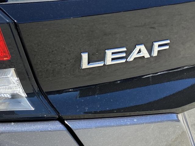 Photo of 2021 Gun Metallic Nissan Leaf