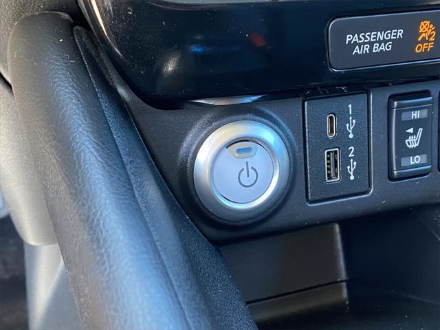Photo of 2021 Gun Metallic Nissan Leaf