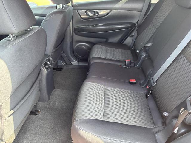 Photo of 2019 Scarlet Ember Tintcoat Nissan Rogue