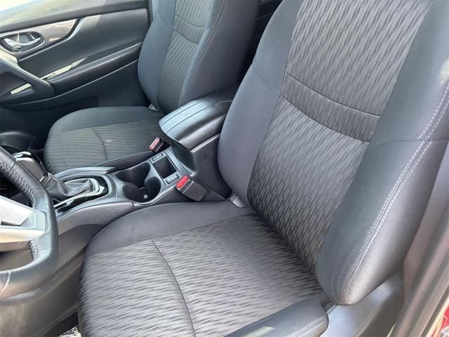 Photo of 2019 Scarlet Ember Tintcoat Nissan Rogue