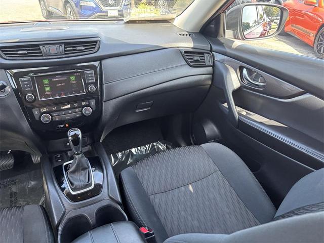 Photo of 2019 Scarlet Ember Tintcoat Nissan Rogue