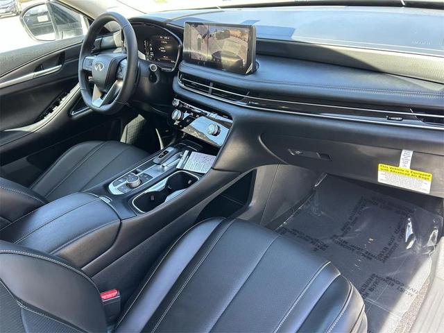 Photo of 2026 Radiant White INFINITI QX60
