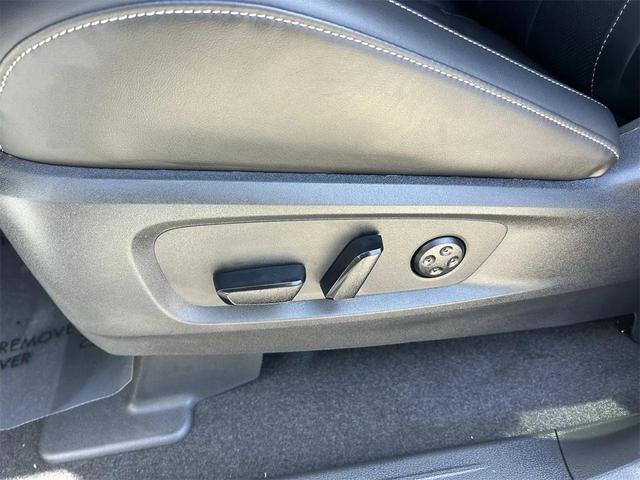 Photo of 2026 Radiant White INFINITI QX60