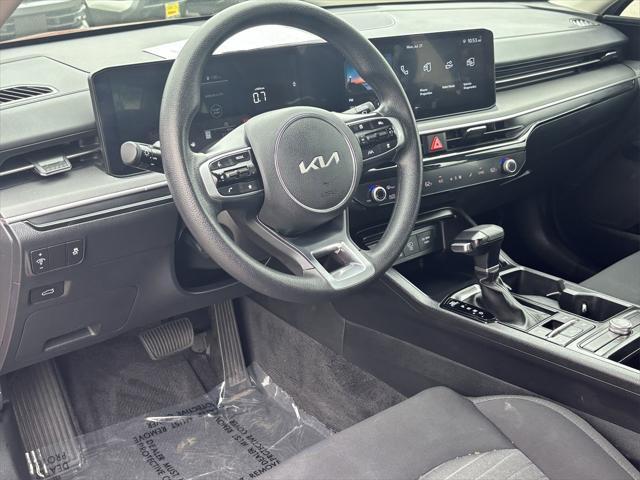 Photo of 2025 Runway Red Kia K5