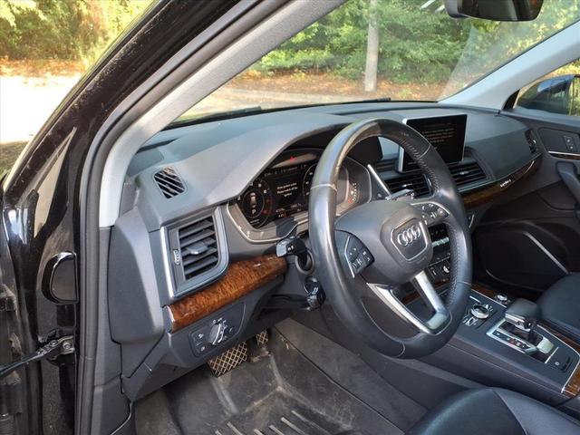 Photo of 2018 Brilliant Black Audi Q5