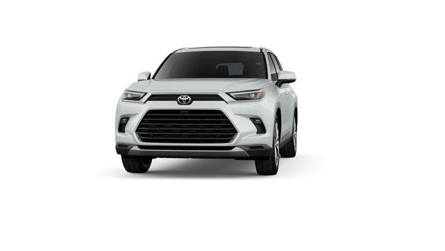Photo of 2026 White Toyota Grand Highlander