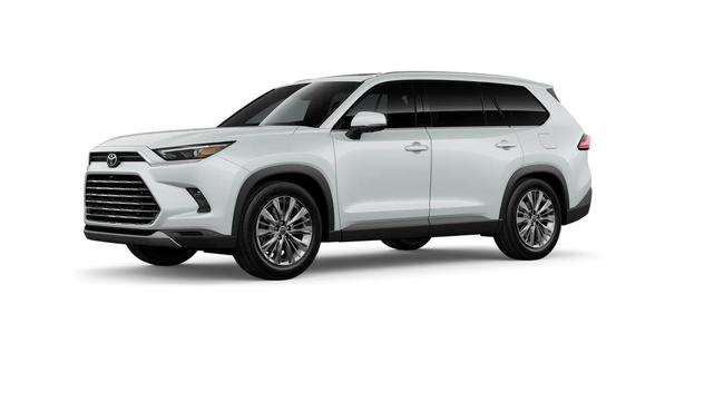 Photo of 2026 White Toyota Grand Highlander
