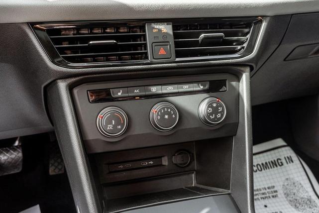 Photo of 2022 Blue Volkswagen Taos