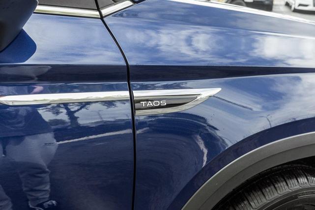 Photo of 2022 Blue Volkswagen Taos