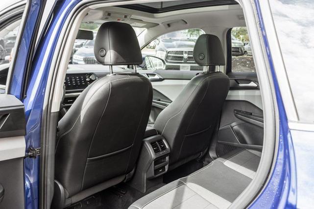 Photo of 2022 Blue Volkswagen Taos