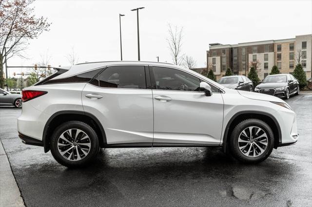 Photo of 2022 Eminent White Pearl Lexus RX 350