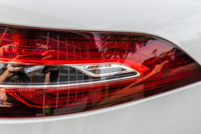 Photo of 2021 White Mercedes-Benz AMG GT 43