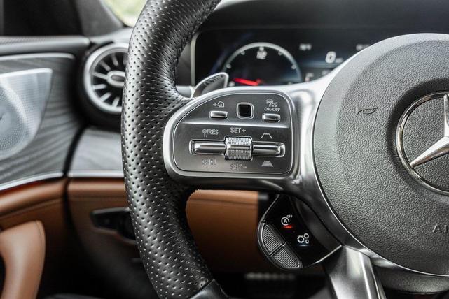 Photo of 2021 White Mercedes-Benz AMG GT 43