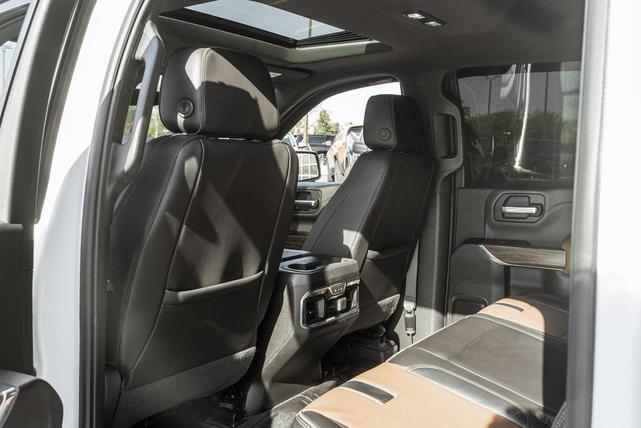 Photo of 2019 Iridescent Pearl Tricoat Chevrolet Silverado 1500