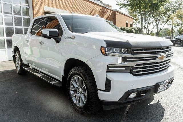 Photo of 2022 Pearl Chevrolet Silverado 1500