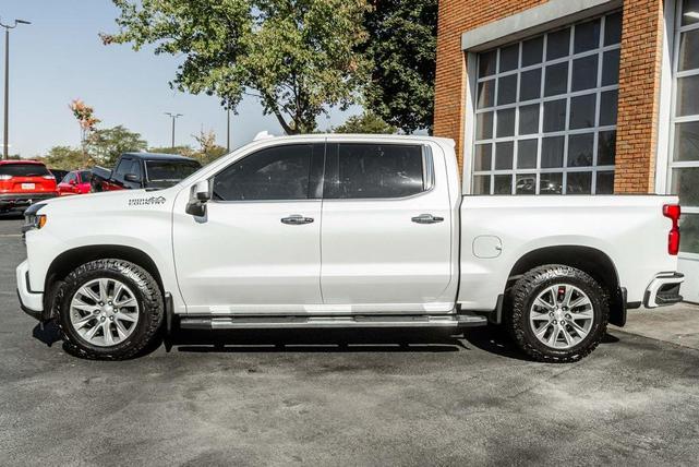 Photo of 2022 Pearl Chevrolet Silverado 1500