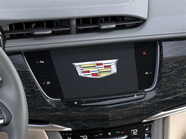 Photo of 2025 Crystal White Tricoat Cadillac XT6