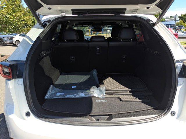 Photo of 2022 Snowflake White Pearl Mica Mazda CX-5