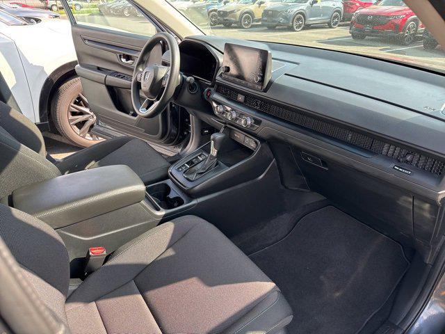 Photo of 2024 Urban Gray Pearl Honda CR-V