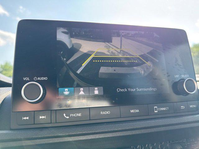 Photo of 2024 Urban Gray Pearl Honda CR-V