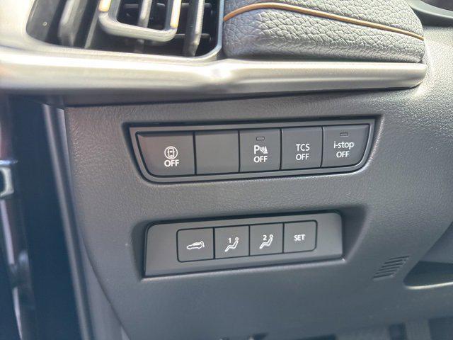 Photo of 2025 Deep Crystal Blue Mica Mazda CX-90
