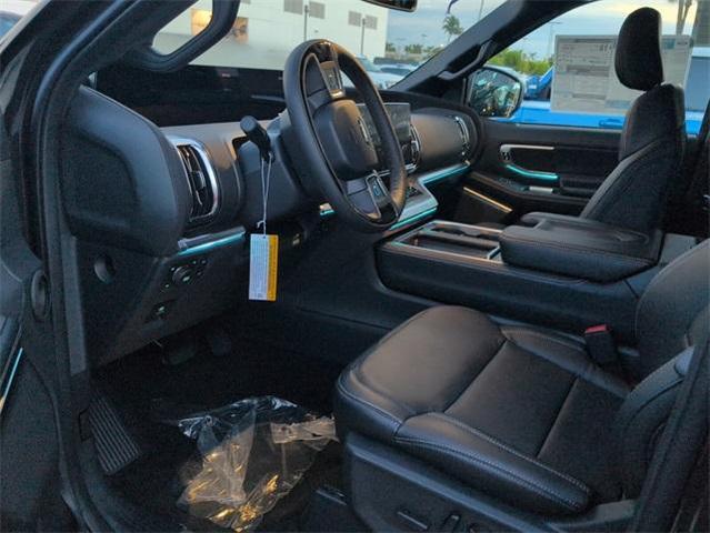 Photo of 2025 Dark Matter Gray Metallic Ford Expedition Max