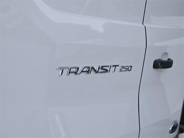 Photo of 2025 Oxford White Ford Transit-250