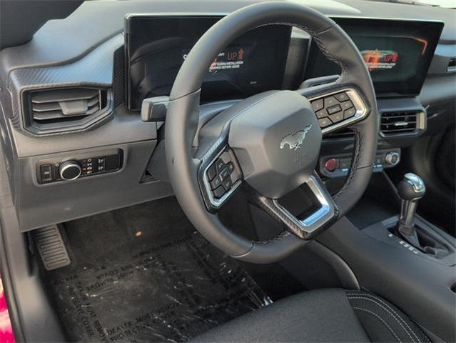 Photo of 2025 Molten Ford Mustang
