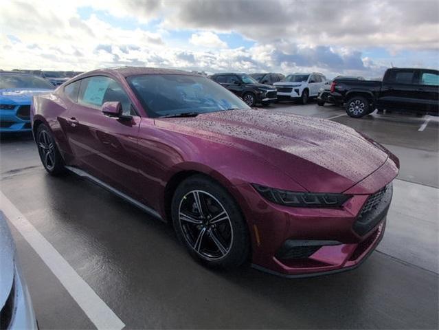 Photo of 2025 Molten Ford Mustang