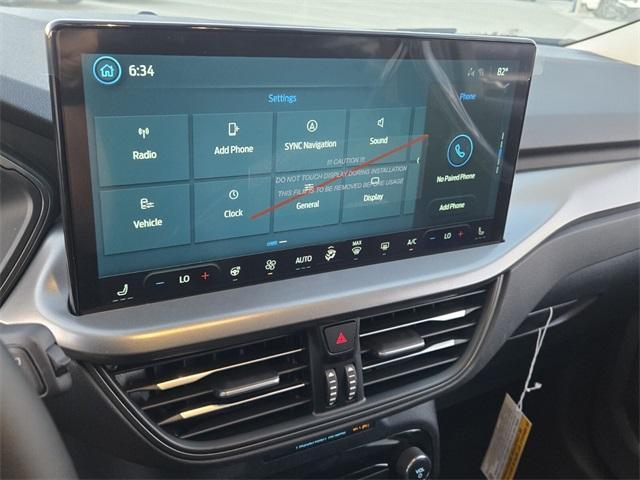 Photo of 2025 Silver Metallic Ford Escape