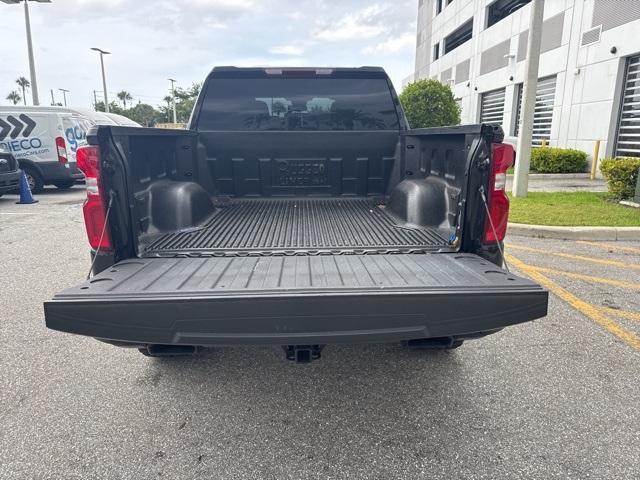 Photo of 2022 Black Chevrolet Silverado 1500