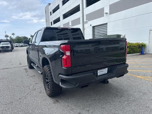 Photo of 2022 Black Chevrolet Silverado 1500