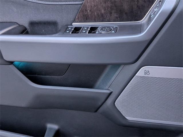 Photo of 2021 Black Ford F-150