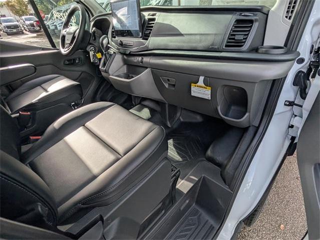 Photo of 2025 Ford Transit-250