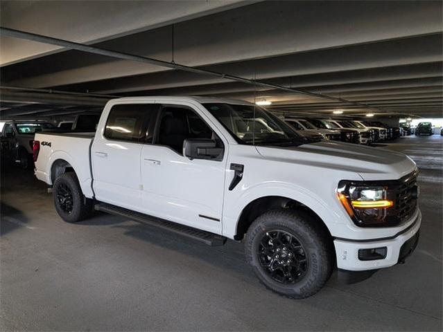 Photo of 2025 Oxford White Ford F-150