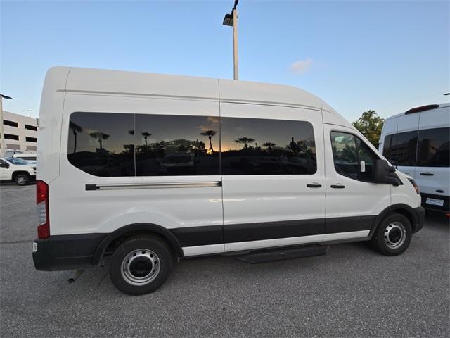 Photo of 2025 Oxford White Ford Transit-350