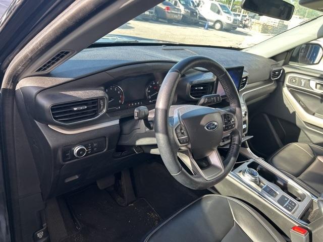 Photo of 2022 Stone Blue Metallic Ford Explorer