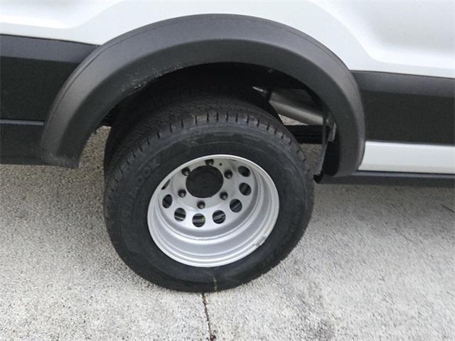 Photo of 2025 Oxford White Ford Transit-350