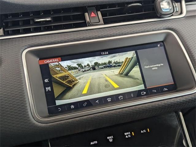 Photo of 2020 Fuji White Land Rover Range Rover Evoque