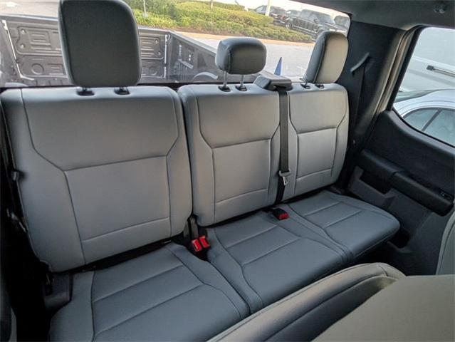 Photo of 2025 Oxford White Ford F-250