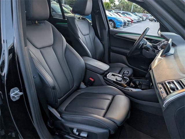 Photo of 2023 Jet Black BMW X3